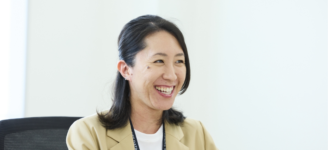 座談会の様子 テレワーク制度やフレックス制度を味方に、家族との時間も大切に